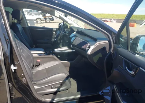 2018 Honda Clarity Plug-In Hybrid Touring z USA, uszkodzony, nr VIN JHMZC5F37JC008544